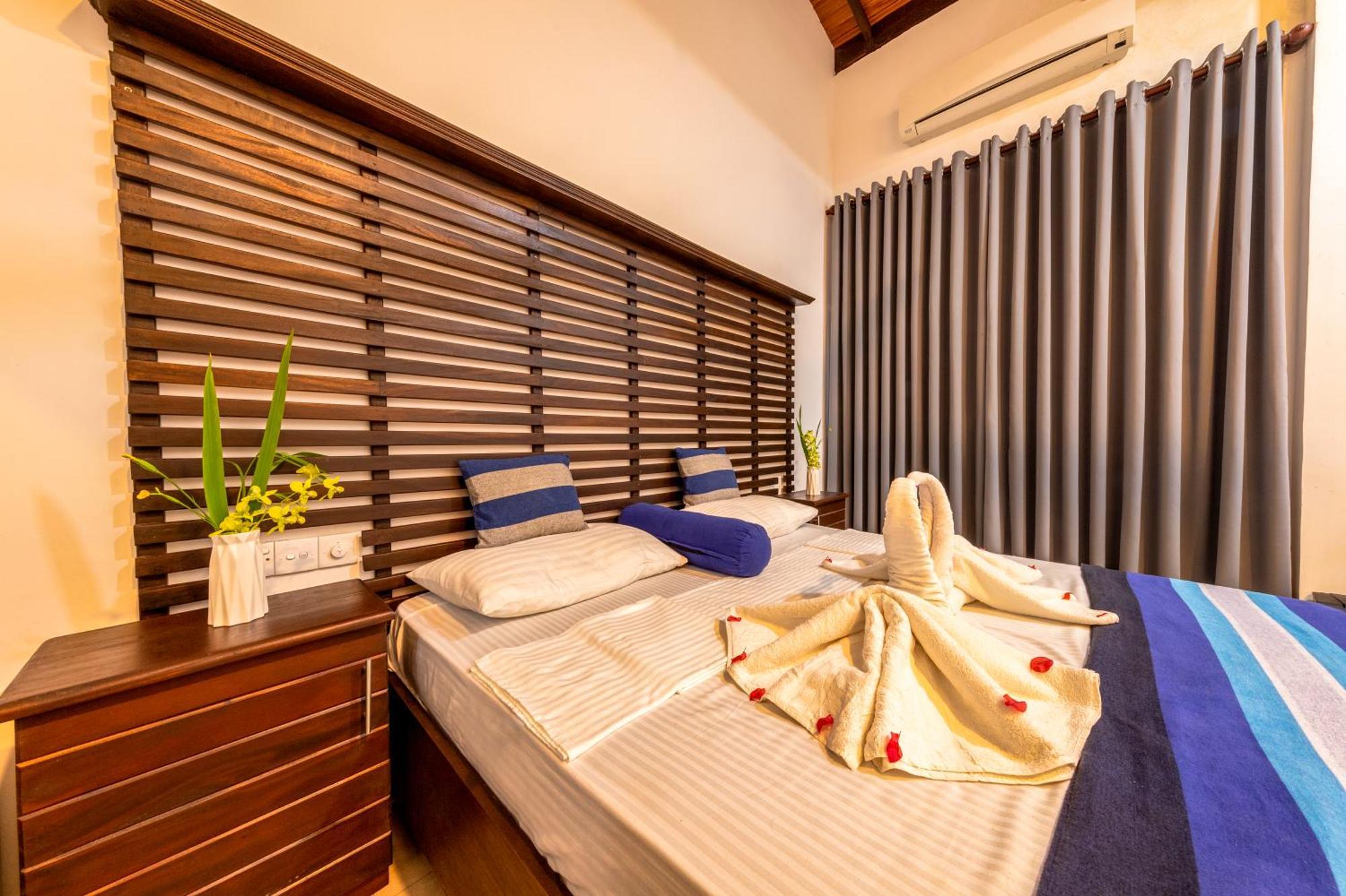 Owinmo Hotel & Reception Hall Galle Esterno foto